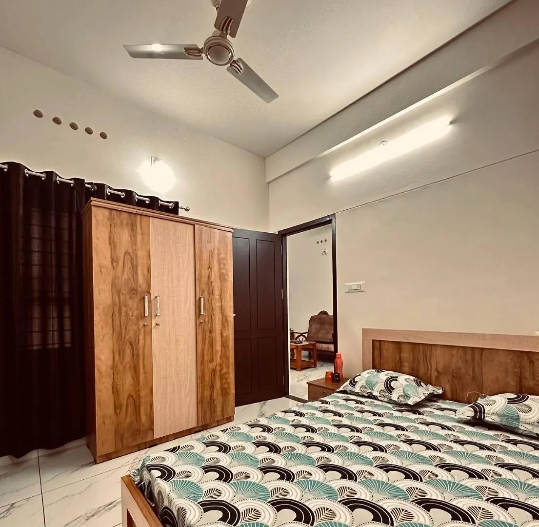 Skye By Livnstay Thiruvananthapuram 0*,